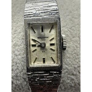 Waltham Vintage Ladies Manual‎ Wind Watch Works 10MM 6.75" Silver Tone M93